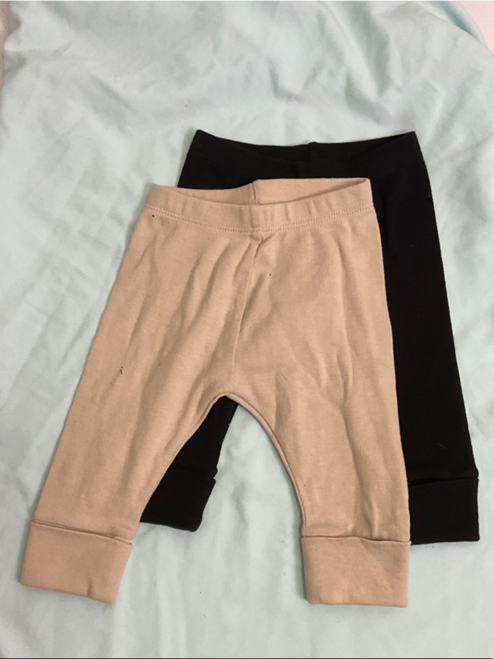 cloud island Two-Pack Joggers in Black & Beige